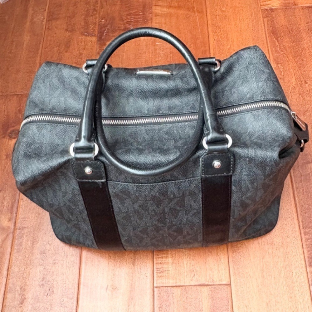 Michael‎ Kors Duffle Bag Monogram Logo Travel, Womens Large Black - Picture 2 of 10